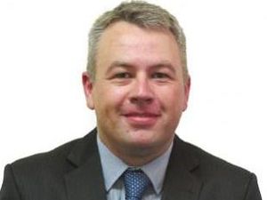 Supporting image for story: New £100 fines to keep Cannock Chase dog owners on tight leash