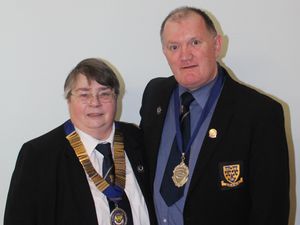 Supporting image for story: Wendy Icke will still get year as bowls president