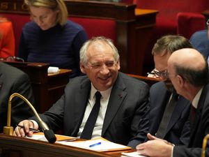 Supporting image for story: France’s government survives no-confidence vote as budget finally adopted