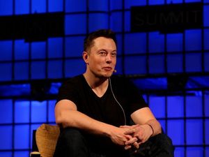 Supporting image for story: Elon Musk ‘does not respect’ US regulator