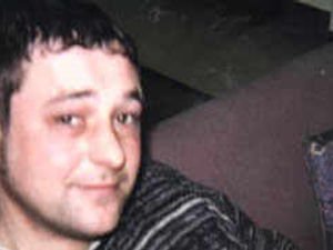 Supporting image for story: Friends tell of horror at seeing death