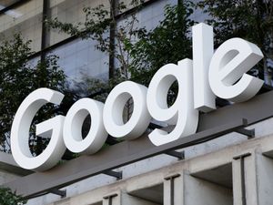 Supporting image for story: Google takes on the US in biggest antitrust trial in decades