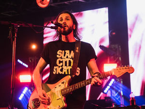 Supporting image for story: Feeder, O2 Academy, Birmingham - review