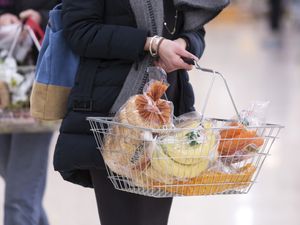 Supporting image for story: Higher shop prices likely in run-up to Christmas