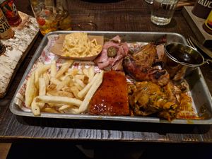 Supporting image for story: We visited the new Hickory's Smokehouse in Cannock and enjoyed a night of rich flavours, fantastic food and a great atmosphere