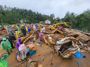 Supporting image for story: At least 166 people killed in southern India landslides