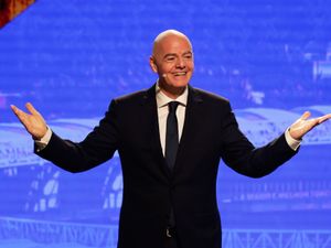 Supporting image for story: Gianni Infantino sorry for offending British fans and defends Trump peace prize