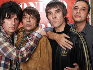 Supporting image for story: Stone Roses set for V?Festival
