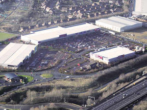 Supporting image for story: Extra patrols tackle thefts at Wednesbury retail park