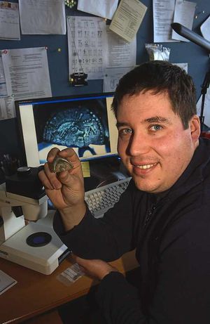 Finds expert – Peter Reavill