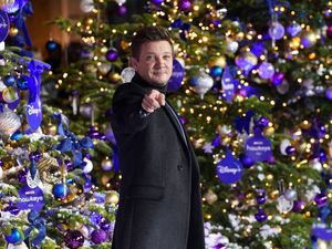 Supporting image for story: Jeremy Renner says he ‘had so many things to live for’ after snowplough accident