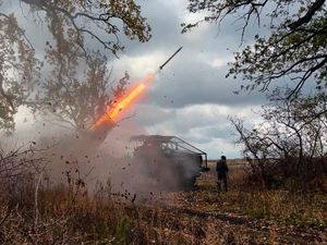 Supporting image for story: Russia and Ukraine exchange strikes as ‘key fuel pipeline’ near Moscow hit