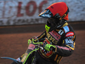 Supporting image for story: Wolverhampton Wolves star Freddie Lindgren thrilled to be on top of the world