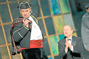 Supporting image for story: £2,000 donated to Ludlow Festival fighting fund