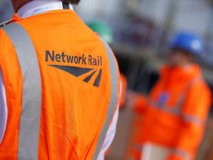 Supporting image for story: Poll: Should Network Rail share control of the tracks with train companies?