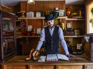 Supporting image for story: Get your teeth into pawnbroker’s past at Black Country Living Museum
