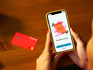 Supporting image for story: Britons embrace AI and splurge on Skims in 2025, bank data shows