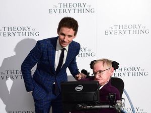 Supporting image for story: Eddie Redmayne: Professor Hawking the funniest man I ever met