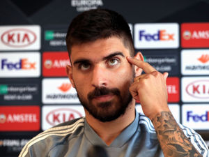 Supporting image for story: Wolves will be back to their best – Ruben Neves