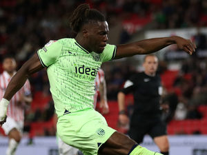 Supporting image for story: West Brom to assess Brandon Thomas-Asante for Leeds United trip