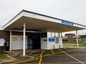 Supporting image for story: Shrewsbury's maternity unit reopens after £500,000 refurb