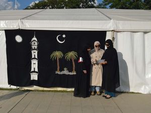 Supporting image for story: Jalsa Salana: UK Muslim women ‘concerned’ over negative attitudes toward hijab