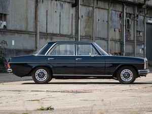 Supporting image for story: Paul Weller’s classic Mercedes W114 set to go under the hammer at auction