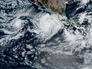 Supporting image for story: Hurricane Priscilla lashes western Mexico with heavy rain and strong winds