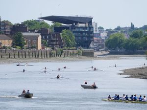 Supporting image for story: Health warnings issued as parts of UK brace for approaching heatwave