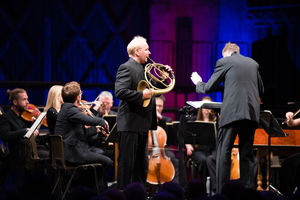 Mozartists with Gavin Edwards (Image: Redlock Photography)