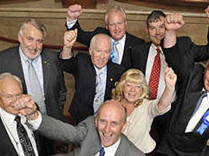 Supporting image for story: Election is a bluewash