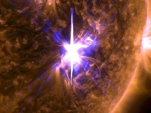 Supporting image for story: Nasa captures the strongest solar flares of the past decade