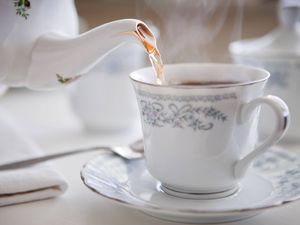 Supporting image for story: Fraudster who conned luxury brands into buying fake Scottish tea jailed