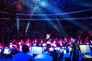 The CBSO during the grand finale