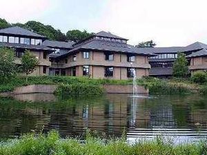 Supporting image for story: Council chiefs reveal budget deficit