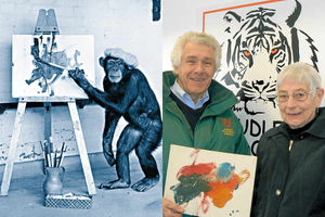 Supporting image for story: Happy reminder of primate painter crowds used to love