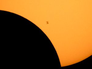 Supporting image for story: International Space Station photobombs eclipse