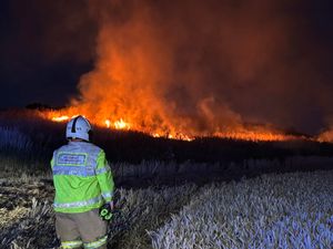 Supporting image for story: Farmer and firefighters battle blaze in wheat field near Bridgnorth as heatwave continues