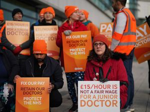 Supporting image for story: Junior doctors to stage pay strikes during election campaign