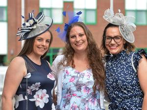 Supporting image for story: Fashionistas turn on the style as thousands enjoy Ladies Day at Wolverhampton Racecourse