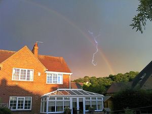 Supporting image for story: Met Office issue eight hour thunderstorm warning