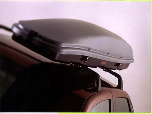 Supporting image for story: Oswestry vehicle owners warned after spate of thefts involving roof boxes and tools