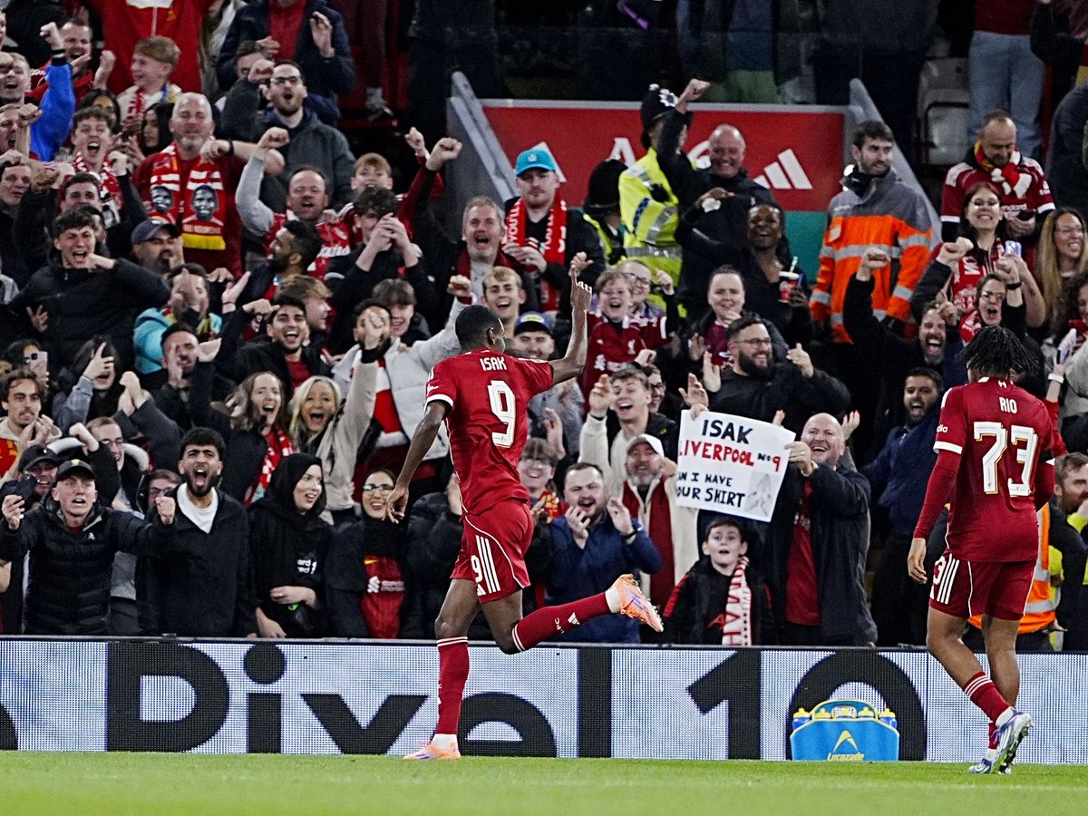 Wednesday&rsquo;s briefing: Isak off the mark but Ekitike criticised for &lsquo;stupid&rsquo; red