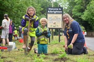 Rachel Wild is pictured with Elsie Spence, 10 and Albie Bromley, 8