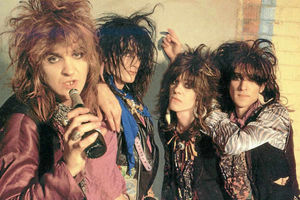 Glammed up – Tyla and Dogs D'Amour