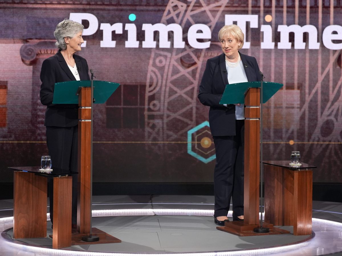 Connolly and Humphreys make late push for votes in presidential campaign