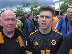 Supporting image for story: 'VAR is going to ruin football!' Wolves fans on 0-0 draw with Leicester - WATCH 