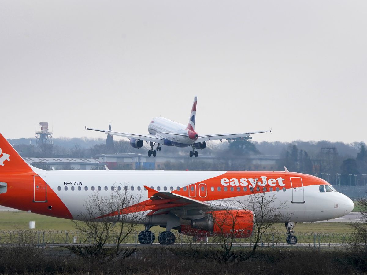 EasyJet and Wizz Air confirm flights continued as normal despite software fix
