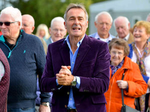 Supporting image for story: TV auctioneer heading to Whitchurch to film new project