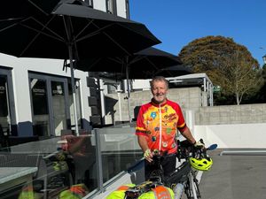 Supporting image for story: 68-year old Staffordshire man completes 1,333 mile epic solo cycling challenge in New Zealand in memory of his dogs